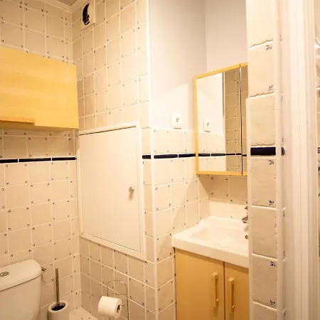 Apartment - Bel 4 Pers, Balcon Sud, Tv, Bluetooth, Cuisine Equipee, Local A Skis